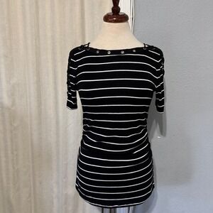 Luxury Carmen Marc Valvo Black White Striped Lace Up Shoulder Tunic Grunge Top S